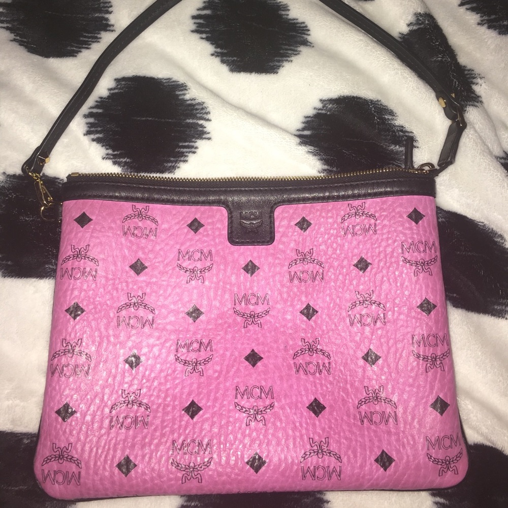 Mcm pouch clutch